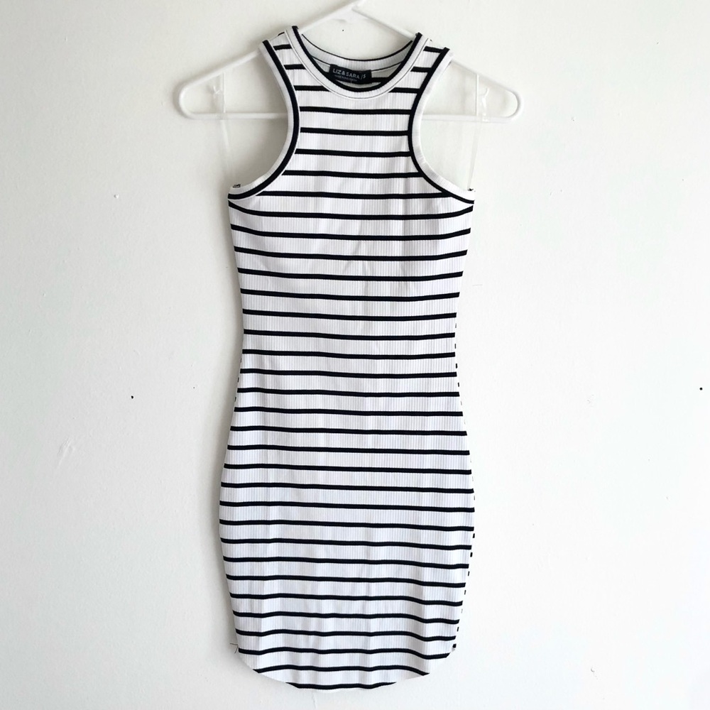 🎀5/$25 Liz & Sara Striped High Neck Sleeveless Bodycon Mini Dress size S